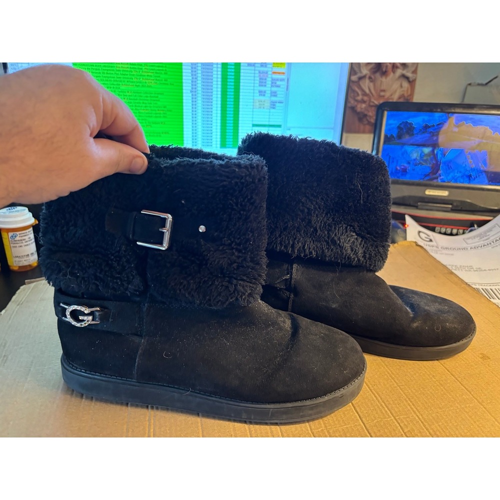 "GUESS" GBG LOS ANGELOS BLK BOOT WITH RHINESTONE LOGO SIZE 9
